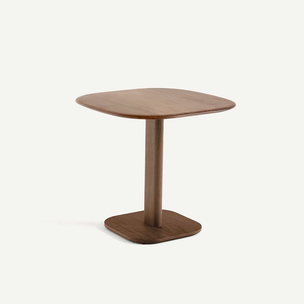 Versatile Living Tables